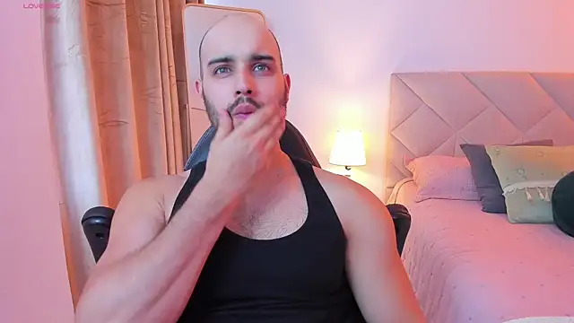 Snapshot of Chris_Alzate chatting on 09/12/25, 10:10 Chris Alzate online show from 09/12/25, 10:10