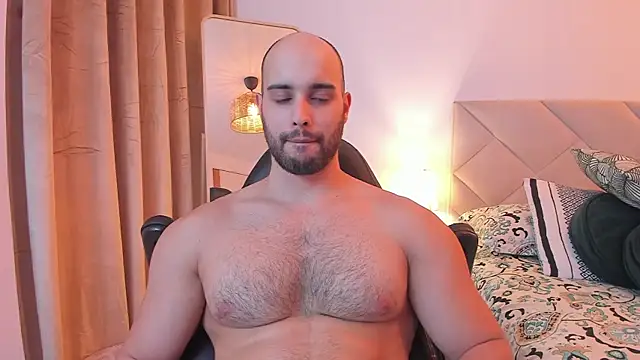 Snapshot of Chris_Alzate chatting on 09/28/25, 11:10 Chris Alzate online show from 09/28/25, 11:10