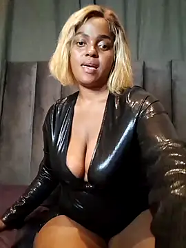 LustyDeziree1 online show from 03/11/25, 07:58