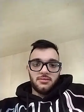 Snapshot of Francescodicristina44 chatting on 02/25/26, 01:54 Francescodicristina44 online show from 02/25/26, 01:54