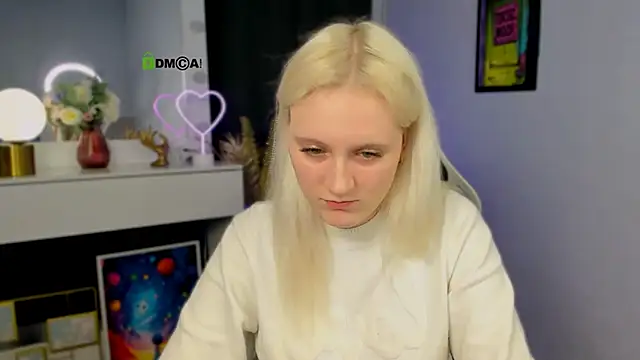 madam uliis online show from 03/19/25, 06:34