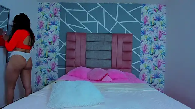 Snapshot of Asaray_T chatting on 03/12/25, 12:26 Asaray T online show from 03/12/25, 12:26