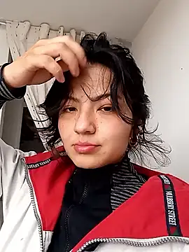 Snapshot of Asaray_T chatting on 03/12/25, 08:10 Asaray T online show from 03/12/25, 08:10