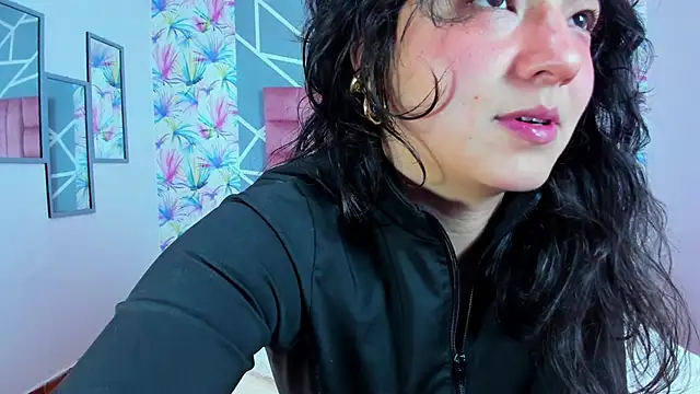 Snapshot of Asaray_T chatting on 03/15/25, 08:10 Asaray T online show from 03/15/25, 08:10