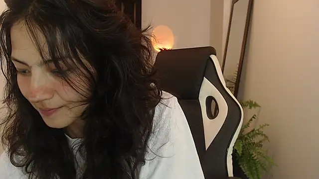 Snapshot of Asaray_T chatting on 03/27/26, 01:55 Asaray T online show from 03/27/26, 01:55