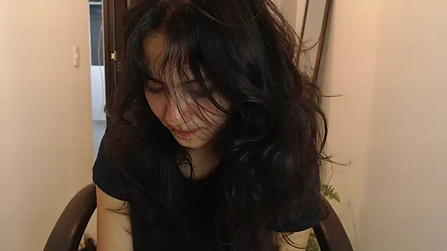 Snapshot of Asaray_T chatting on 05/07/26, 12:38 Asaray T online show from 05/07/26, 12:38