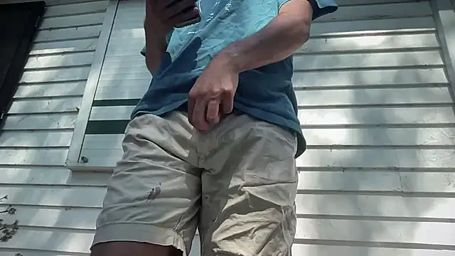 Snapshot of twink69Finger chatting on 03/13/25, 03:54 twink69Finger online show from 03/13/25, 03:54