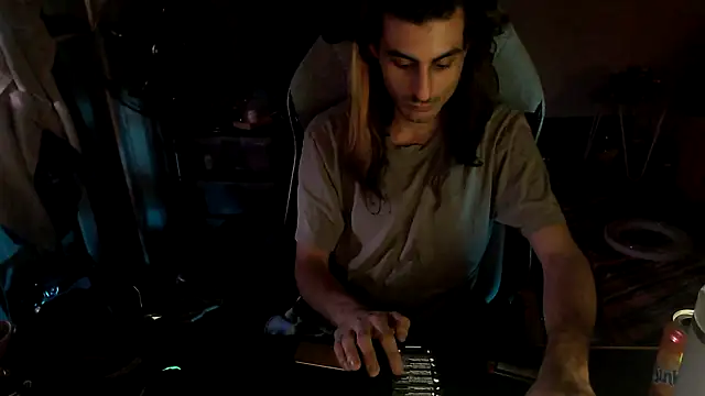 Snapshot of twink69Finger chatting on 09/30/25, 02:55 twink69Finger online show from 09/30/25, 02:55