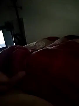 Snapshot of yoni69200 chatting on 03/10/25, 05:29 yoni69200 online show from 03/10/25, 05:29