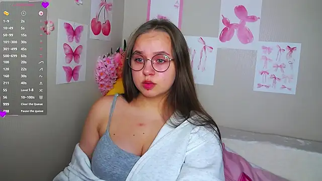 Lilysweet13 online show from 09/26/25, 09:57