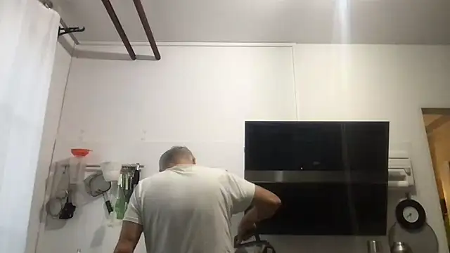 Berg Boy online show from 06/25/26, 03:39