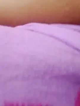 Snapshot of Khemerry chatting on 12/02/25, 02:06 Khemerry online show from 12/02/25, 02:06