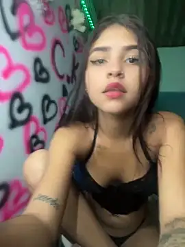 kityy playful online show from 10/20/25, 04:13