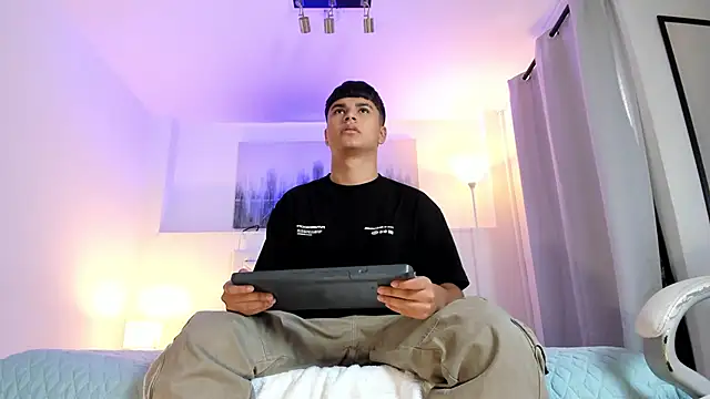 MathewAdams online show from 03/15/25, 06:32