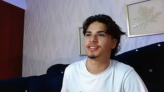 MathewAdams online show from 10/10/25, 06:18