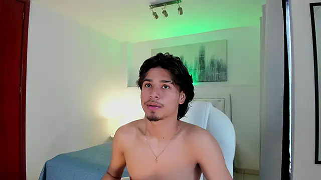 MathewAdams online show from 11/28/25, 06:32