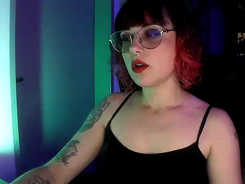 Snapshot of Acid_Girl_Ofc chatting on 11/05/25, 03:39 Acid Girl Ofc online show from 11/05/25, 03:39