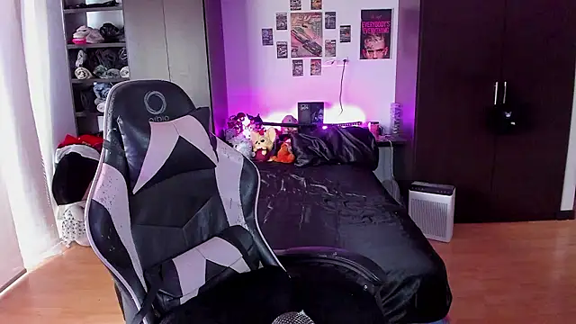 Snapshot of xIce_Boy chatting on 03/10/26, 03:17 xIce Boy online show from 03/10/26, 03:17