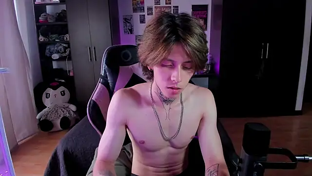 Snapshot of xIce_Boy chatting on 04/03/26, 09:46 xIce Boy online show from 04/03/26, 09:46