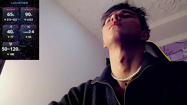 Snapshot of Thomass_shelbyy chatting on 03/19/25, 12:45 Thomass shelbyy online show from 03/19/25, 12:45