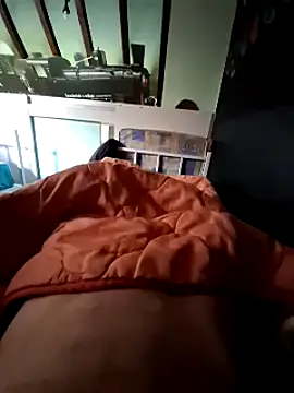 Snapshot of svenpfeifer chatting on 03/11/25, 10:40 svenpfeifer online show from 03/11/25, 10:40