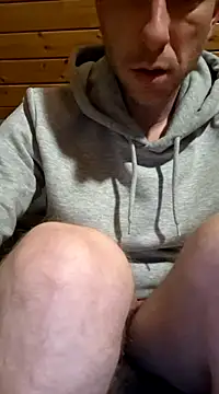 Snapshot of svenpfeifer chatting on 03/23/25, 03:21 svenpfeifer online show from 03/23/25, 03:21