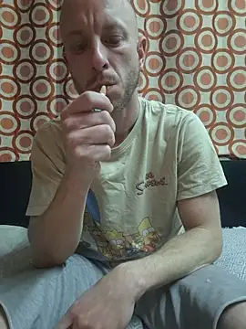 Snapshot of svenpfeifer chatting on 10/25/25, 02:46 svenpfeifer online show from 10/25/25, 02:46