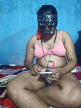 Snapshot of Teluguhotycoples chatting on 09/10/25, 02:17 Teluguhotycoples online show from 09/10/25, 02:17