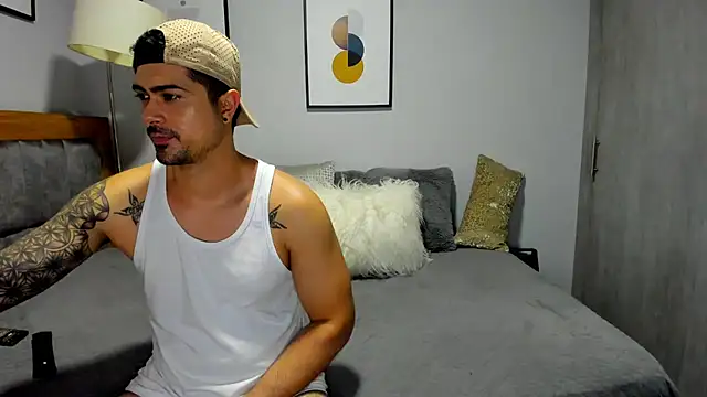 Snapshot of Dante_Storm chatting on 11/04/25, 05:17 Dante Storm online show from 11/04/25, 05:17