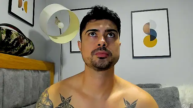 Snapshot of Dante_Storm chatting on 12/02/25, 05:13 Dante Storm online show from 12/02/25, 05:13