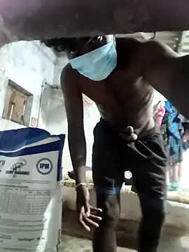 PolarFriend0 online show from 02/15/26, 05:04