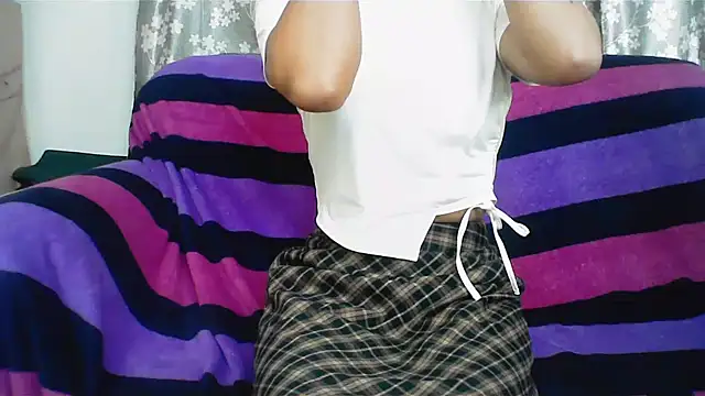 LAYLA 600 online show from 11/13/25, 09:52