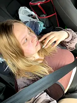 Snapshot of IMHORNYWET chatting on 09/12/25, 10:04 IMHORNYWET online show from 09/12/25, 10:04