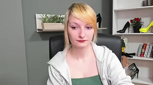 hottieBlair online show from 03/13/25, 07:31