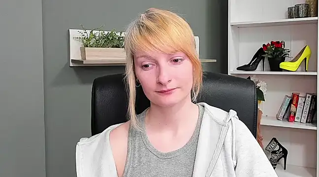 hottieBlair online show from 03/19/25, 10:44