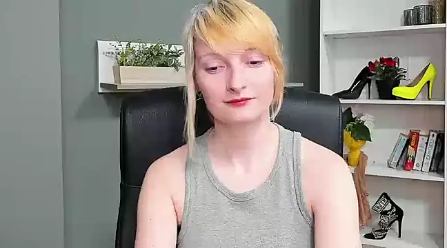 hottieBlair online show from 03/19/25, 01:51