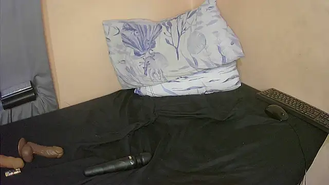 XhosaBoobs4U online show from 10/18/25, 06:08