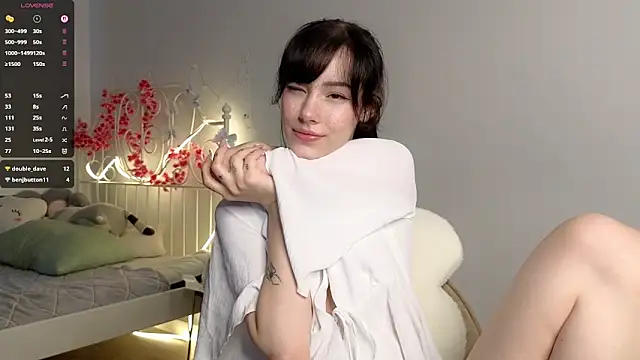 glamourr online show from 02/15/26, 10:25