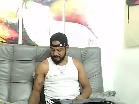 BladeFoxxx1 online show from 10/27/25, 12:20