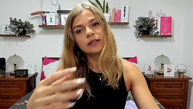 HaleyReedme online show from 09/15/25, 07:08