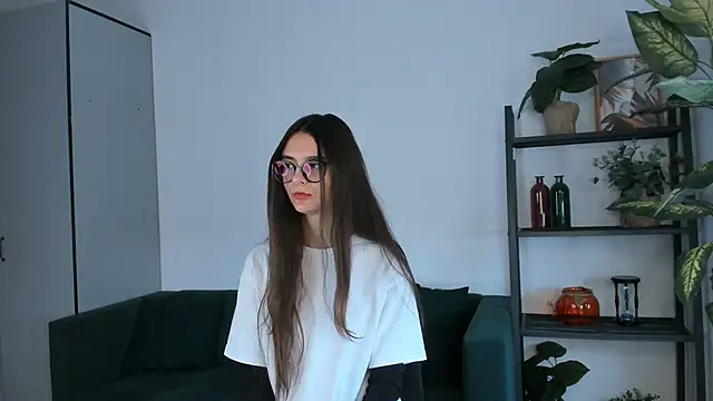 Snapshot of SunnCoote chatting on 03/12/25, 09:34 SunnCoote online show from 03/12/25, 09:34