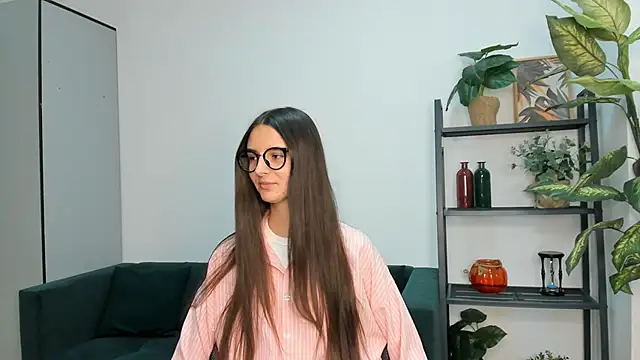 Snapshot of SunnCoote chatting on 03/13/25, 05:07 SunnCoote online show from 03/13/25, 05:07