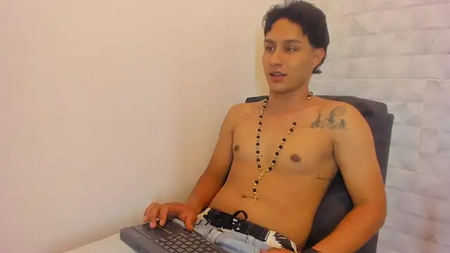 Stone grey1  online show from 03/18/25, 02:36