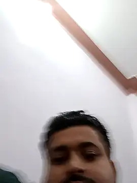 Snapshot of sumitsharma72 chatting on 03/22/26, 11:35 sumitsharma72 online show from 03/22/26, 11:35