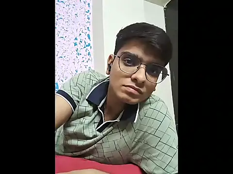 Snapshot of sutfvkii chatting on 04/06/26, 05:14 sutfvkii online show from 04/06/26, 05:14