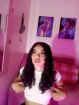 Snapshot of Tracy_KS chatting on 03/13/25, 12:46 Tracy KS online show from 03/13/25, 12:46