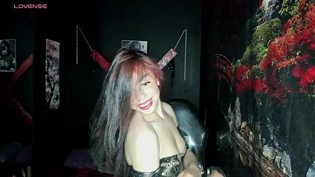 Tracy KS online show from 11/07/25, 05:07