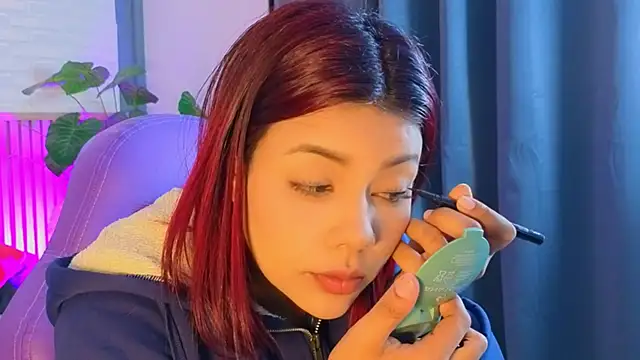 TiffanyWalk online show from 03/05/26, 12:34