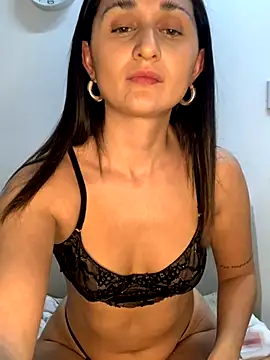 luci brecman online show from 09/13/25, 03:06