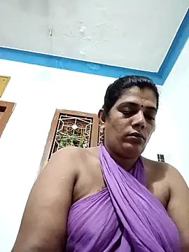 Snapshot of kissmetha chatting on 03/18/25, 12:16 kissmetha online show from 03/18/25, 12:16